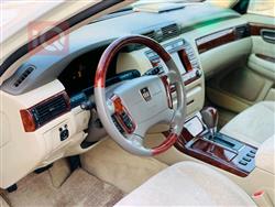 تۆیۆتا کراون